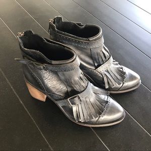 Free people Boot Circle Back Heel